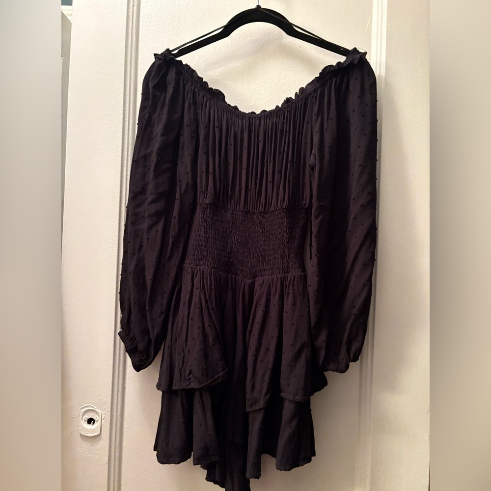 Princess Polly Black Long sleeve Smocked Waist Romper Size 4
